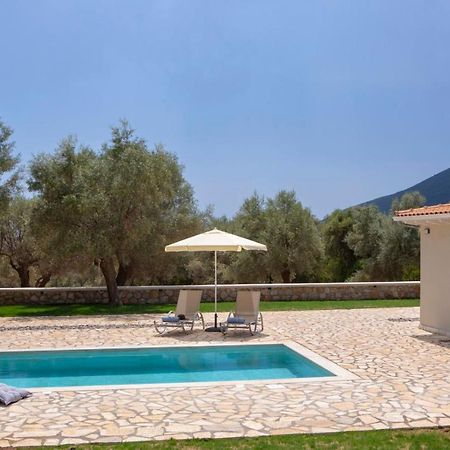 Lefkolia Retreat Villa Сивота Екстериор снимка